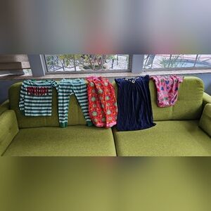 Hanna andersson girls  sizes 100,110,120  5 items